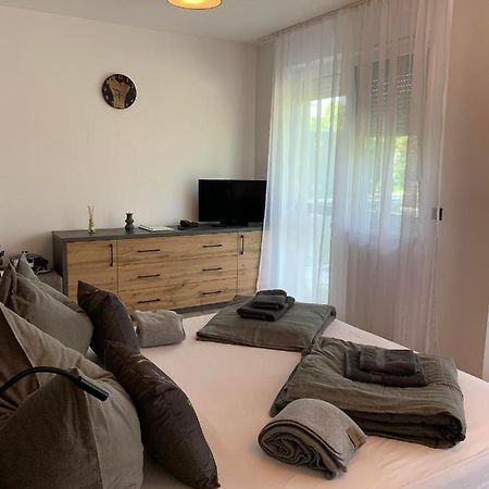 Aron Apartman-Zalakaros Eksteriør billede