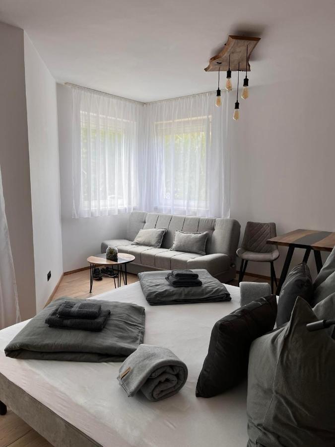 Aron Apartman-Zalakaros Eksteriør billede
